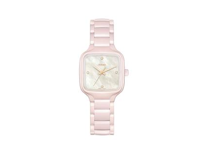 Rado True Square Diamonds Quarz Keramik 29mm weißes Perlmutt-Zifferblatt mit Brillanten Keramikband – Damenuhren Uhr ohne Datum aus Keramik und Titan. Das Gehäuse ist quadratisch und rosa. Das Keramikarmband ist rosa. Das Zifferblatt ist ein Index in weiß.