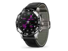 Garmin MARQ Aviator Gen 3 Titan 47mm digitales Display schwarzes Lederband – Herrenuhren Uhr Multifunktion aus Keramik, Leder und Titan. Das Gehäuse ist rund und grau. Das Lederarmband ist schwarz. Der Zifferblatt ist digital. – Ansicht 2