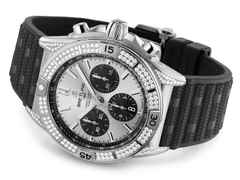 Breitling Chronomat B01 42 Automatik Edelstahl silbernes Zifferblatt mit Brillanten 1,30ct schwarzes Kautschukband – Herrenuhren Chronograph aus Edelstahl und Kautschuk. Das Gehäuse ist rund und silber. Das Kautschuk / Kunststoff / Silikon Armband ist schwarz. Das Zifferblatt ist ein Index in silber. – Ansicht 3