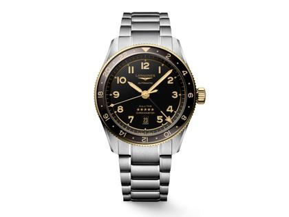 Longines Spirit Zulu Time Automatik Edelstahl 42mm Gelbgold-Lünette graues Zifferblatt Metallband – Herrenuhren Uhr mit Datum aus 750 Gelbgold, Edelstahl und Keramik. Das Gehäuse ist rund und silber-gelbgold. Das Edelstahlarmband ist braun. Das Zifferblatt ist arabisch Index und grau.
