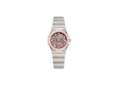 Omega Constellation Quarz Edelstahl Rotgold 25mm fliederfarbenes Zifferblatt mit Brillanten Metallband – Damenuhren Uhr ohne Datum aus 750 Rotgold und Edelstahl. Das Gehäuse ist rund und silber. Das Edelstahlarmband ist silber-roségold. Das Zifferblatt ist ein Index in lila.