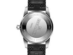 Breitling Superocean Heritage B20 Automatic 42 Edelstahl schwarzes Zifferblatt schwarzes Kautschukband – Herrenuhren Uhr mit Datum aus Edelstahl. Das Gehäuse ist rund und silber. Das Kautschuk / Kunststoff / Silikon Armband ist schwarz. Das Zifferblatt ist ein Index in schwarz. – Ansicht 2