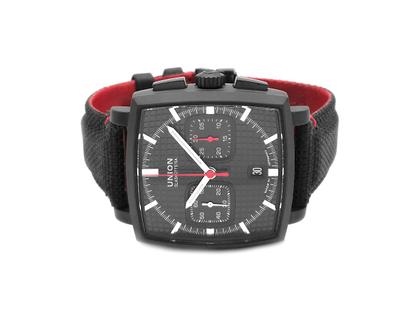 Union Glashütte Averin Chronograph Automatik Edelstahl Schwarz-DLC 41mm schwarzes Zifferblatt Textilband D015.527.38.051.00 Full Set Top mit Garantie Occasion – Herrenuhren Chronograph aus DLC beschichtet und Edelstahl. Das Gehäuse ist quadratisch und schwarz. Das Textilarmband ist schwarz. Das Zifferblatt ist arabisch Index und schwarz.