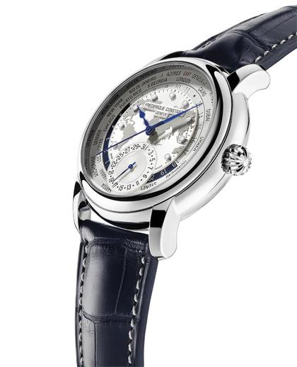 Frederique Constant Classics Worldtimer GMT Manufacture Automatik Edelstahl 42mm weißes Zifferblatt blaues Lederband – Herrenuhren Uhr mit Datum aus Edelstahl und Leder. Das Gehäuse ist rund und silber. Das Lederarmband Kroko / Alligator ist blau. Das Zifferblatt ist ein Index in weiß. – Ansicht 3