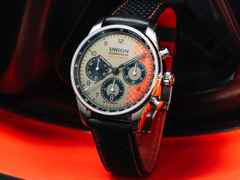 Union Glashütte Belisar Chronograph Speedster 2026 Limited Edition Automatik Edelstahl 40mm beiges Zifferblatt schwarzes Lederband Metallband – Herrenuhren Chronograph aus Edelstahl und Leder. Das Gehäuse ist rund und silber. Das Lederarmband ist schwarz. Das Zifferblatt ist arabisch Index und beige. – Ansicht 5