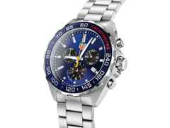 TAG Heuer Formula 1 Chronograph x Red Bull Racing Quarz Edelstahl blaues ZIfferblatt Metallband – Herrenuhren Chronograph aus Edelstahl. Das Gehäuse ist rund und silber. Das Edelstahlarmband ist silber. Das Zifferblatt ist ein Index in blau. – Ansicht 2