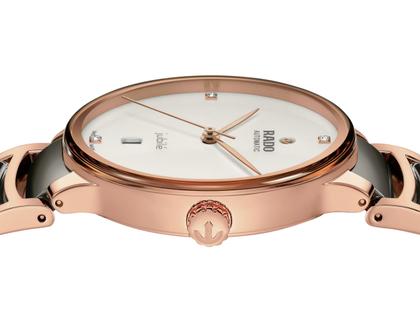 Rado Centrix Diamonds Automatik Edelstahl Roségold-PVD 39,5mm weißes Zifferblatt mit Brillanten Metallband – Herrenuhren Uhr mit Datum aus Edelstahl, Keramik und PVD beschichtet. Das Gehäuse ist rund und roségold. Das Keramikarmband ist grau. Das Zifferblatt ist ein Index in weiß. – Ansicht 3