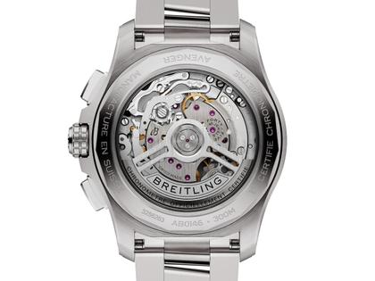 Breitling Avenger B01 Chronograph 42 Automatik Edelstahl 42mm blaues Zifferblatt Metallband – Herrenuhren Chronograph aus Edelstahl. Das Gehäuse ist rund und silber. Das Edelstahlarmband ist silber. Das Zifferblatt ist ein Index in blau. – Ansicht 2
