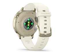 Garmin Venu 4 Quarz Edelstahl und Polymer Lunargold 41mm digitales Zifferblatt beiges Silikonband – Herrenuhren Uhr Multifunktion aus Edelstahl, Faserverstärktes Polymer und PVD beschichtet. Das Gehäuse ist rund und gelbgold. Das Kautschuk / Kunststoff / Silikon Armband ist beige. Das Zifferblatt ist digital und schwarz. – Ansicht 4