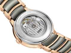Rado Centrix Automatik Edelstahl Roségold-PVD 39,5mm weißes Zifferblatt Metallband – Herrenuhren Uhr mit Datum aus Edelstahl, Keramik und PVD beschichtet. Das Gehäuse ist rund und roségold. Das Keramikarmband ist grau. Das Zifferblatt ist ein Index in weiß. – Ansicht 4