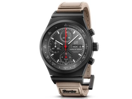 Porsche Design Chronograph 1 - 50 Jahre 911 Turbo Edition Automatik Titan 40mm schwarzes Zifferblatt Metallband und Textilband limitiert – Herrenuhren Chronograph aus Titan und Titancarbid beschichtet. Das Gehäuse ist rund und schwarz. Das Titanarmband ist schwarz. Das Zifferblatt ist arabisch Index und schwarz. – Ansicht 3