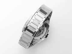Alpina Alpiner x Fratello Extreme Regulator Automatik Edelstahl 41mm schwarzes Zifferblatt Metallband – Herrenuhren Uhr ohne Datum aus Edelstahl. Das Gehäuse ist rund und silber. Das Edelstahlarmband ist silber. Das Zifferblatt ist ein Index in schwarz. – Ansicht 6