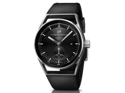 Porsche Design Sport Chrono Subsecond 42 Titan schwarzes Lederband – Herrenuhren Uhr mit Datum aus Titan. Das Gehäuse ist rund und silber. Das Lederarmband ist schwarz. Das Zifferblatt ist ein Index in schwarz. – Ansicht 2