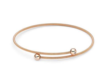 Niessing Colette C Embrace Armreif Classic Red mit zweifachem Besatz – Armschmuck Armreif aus 750 Rotgold.
