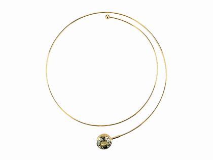 Georg Spreng Halsreif Spirale Gelbgold mit mintfarbenem Citrin 8,51ct – Halsschmuck Halsreif aus 750 Gelbgold.