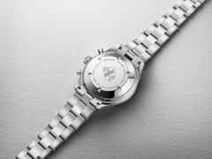 Oris Divers Sixty-Five Chronograph Automatik Edelstahl 40mm schwarzes Zifferblatt Metallband – Herrenuhren Chronograph aus Edelstahl. Das Gehäuse ist rund und silber. Das Edelstahlarmband ist silber. Das Zifferblatt ist ein Index in schwarz. – Ansicht 3