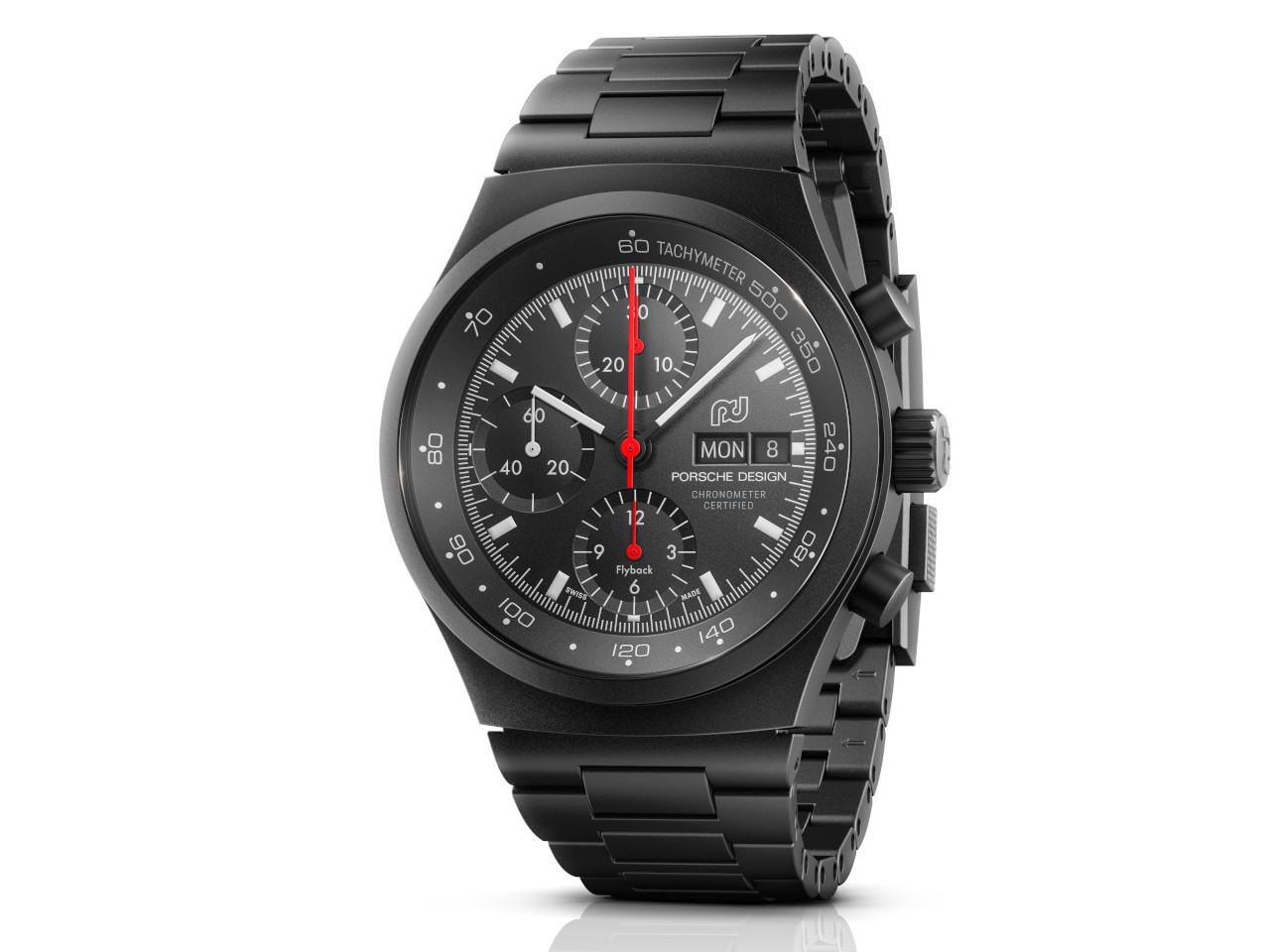 Porsche Design Chronograph 1 - 50 Jahre 911 Turbo Edition Automatik Titan 40mm schwarzes Zifferblatt Metallband und Textilband limitiert – Herrenuhren Chronograph aus Titan und Titancarbid beschichtet. Das Gehäuse ist rund und schwarz. Das Titanarmband ist schwarz. Das Zifferblatt ist arabisch Index und schwarz. – Ansicht 4