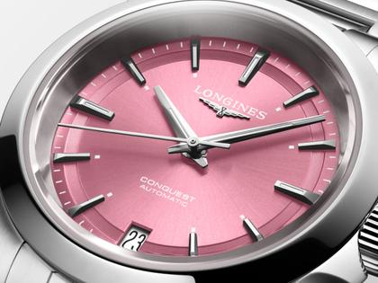 Longines Conquest Automatik Edelstahl 34mm rosafarbenes Zifferblatt Metallband – Damenuhren Uhr mit Datum aus Edelstahl. Das Gehäuse ist rund und silber. Das Edelstahlarmband ist silber. Das Zifferblatt ist ein Index in rosa. – Ansicht 3