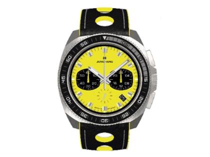 Junghans 1972 Chronoscope FIS Edition Lemon 2023 Quarz Edelstahl 43mm gelbes Zifferblatt gelbes Lederband – Herrenuhren Chronograph aus Edelstahl. Das Gehäuse ist rund und silber. Das Lederarmband ist gelb. Das Zifferblatt ist ein Index in gelb. – Ansicht 2