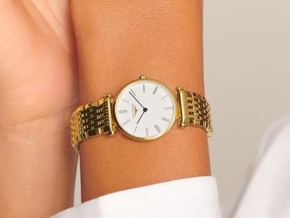Longines La Grande Classique Quarz Edelstahl Gelbgold-PVD 24mm weißes Zifferblatt Metallband – Damenuhren Uhr ohne Datum aus Edelstahl und PVD beschichtet. Das Armband ist ein vergoldetes Edelstahlarmband. Der Zifferblatt ist römisch. – Ansicht 7
