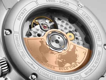 Longines Spirit Zulu Time 1925 Automatik Edelstahl 39mm schwarzes Zifferblatt Metallband – Herrenuhren Uhr mit Datum aus 750 Rotgold und Edelstahl. Das Gehäuse ist rund und silber. Das Edelstahlarmband ist silber. Das Zifferblatt ist arabisch Index und schwarz. – Ansicht 5