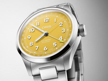 Oris Big Crown Pointer Date Automatik Edelstahl 40mm gelbes Zifferblatt Metallband – Herrenuhren Uhr mit Datum aus Edelstahl. Das Gehäuse ist rund und silber. Das Edelstahlarmband ist silber. Das Zifferblatt ist arabisch und gelb. – Ansicht 2