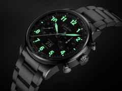 Glashütte Original Senator Chronograph Navigator Automatik Edelstahl 41mm schwarzes Zifferblatt Metallband – Herrenuhren Chronograph aus Edelstahl. Das Gehäuse ist rund und silber. Das Edelstahlarmband ist silber. Das Zifferblatt ist arabisch und schwarz. – Ansicht 6