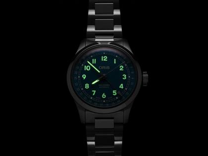 Oris Big Crown Pointer Date Automatik Edelstahl 40mm hellblaues Zifferblatt Metallband – Herrenuhren Uhr mit Datum aus Edelstahl. Das Gehäuse ist rund und silber. Das Edelstahlarmband ist silber. Das Zifferblatt ist arabisch und blau. – Ansicht 7