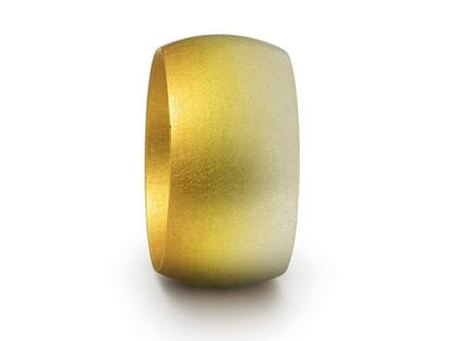 Ringe Ring aus 750 Gelbgold/Weißgold.