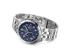 Breitling Super AVI B04 Chronograph GMT 46 Tribute to Vought F4U Corsair Automatik Edelstahl blaues Zifferblatt Metallband – Herrenuhren Chronograph aus Edelstahl. Das Gehäuse ist rund und silber. Das Edelstahlarmband ist silber. Das Zifferblatt ist arabisch und blau. – Ansicht 3