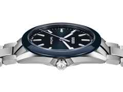 Rado HyperChrome Quarz Edelstahl 41,5mm blaues Zifferblatt Metallband – Herrenuhren Uhr mit Datum aus Edelstahl und Keramik. Das Gehäuse ist rund und silber. Das Edelstahlarmband ist silber. Das Zifferblatt ist ein Index in blau. – Ansicht 3