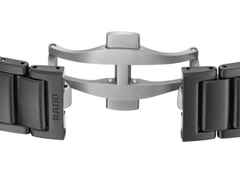 Rado True Round x Les Couleurs Le Corbusier Automatik Keramik 40mm schwarzes Zifferblatt schwarzes Keramikband – Herrenuhren Uhr ohne Datum aus Keramik und Titan. Das Gehäuse ist rund und schwarz. Das Keramikarmband ist schwarz. Das Zifferblatt ist ohne Zeichen und schwarz. – Ansicht 5