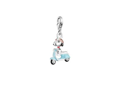 Thomas Sabo Peanuts Charm Anhänger Snoopy mit Motorroller Silber – Anhänger Anhänger ohne Besatz aus 925 Silber.