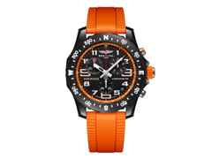 Breitling Endurance Pro 44 Chronograph Quarz Breitlight schwarzes Zifferblatt orangefarbenes Kautschukband – Herrenuhren Chronograph aus Kautschuk und Sonstiges. Das Gehäuse ist rund und schwarz. Das Kautschuk / Kunststoff / Silikon Armband ist orange. Das Zifferblatt ist arabisch Index und schwarz.
