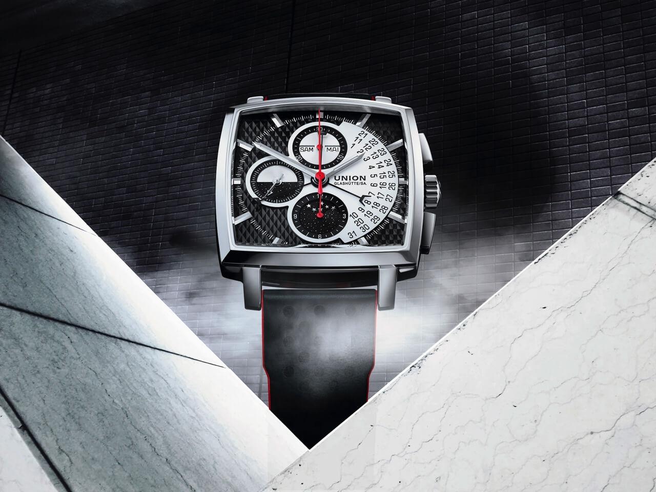 Union Glashütte Averin Chronograph Automatik Edelstahl 41mm schwarzes Zifferblatt schwarzes Lederband – Herrenuhren Chronograph aus Edelstahl. Das Gehäuse ist quadratisch und silber. Das Lederarmband ist schwarz. Das Zifferblatt ist ein Index in schwarz. – Ansicht 7