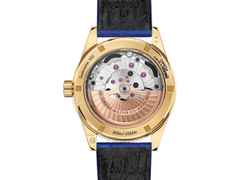 Omega Seamaster 300 Automatik Gelbgold 41mm Lapislazuli-Zifferblatt blaues Lederband – Herrenuhren Uhr ohne Datum aus 750 Gelbgold und Keramik. Das Gehäuse ist rund und gelbgold. Das Lederarmband ist blau. Das Zifferblatt ist arabisch Index und blau. – Ansicht 2