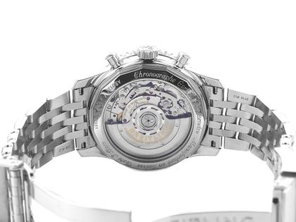 Breitling Navitimer B01 Chronograph 43 Automatik Edelstahl schwarzes Zifferblatt Metallband AB0121211B1A1 Full Set mit Garantie Occasion – Herrenuhren Chronograph aus Edelstahl. Das Gehäuse ist rund und silber. Das Edelstahlarmband ist silber. Das Zifferblatt ist ein Index in schwarz. – Ansicht 2