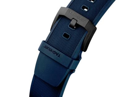 TAG Heuer Formula 1 Chronograph X Oracle RedBull Racing Limited Edition Quarz Edelstahl 43mm Schwarz-DLC blaues Zifferblatt blaues Kautschukband – Herrenuhren Chronograph aus DLC beschichtet, Edelstahl und Keramik. Das Gehäuse ist rund und schwarz. Das Kautschuk / Kunststoff / Silikon Armband ist blau. Das Zifferblatt ist arabisch Index und blau. – Ansicht 4