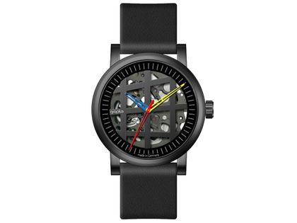 Walter Gropius Atrium Automatik Edelstahl PVD-Schwarz 40mm schwarzes Zifferblatt schwarzes Lederband – Herrenuhren Uhr ohne Datum aus Edelstahl, Leder und PVD beschichtet. Das Gehäuse ist rund und schwarz. Das Lederarmband ist schwarz. Das Zifferblatt ist ein Index in schwarz.