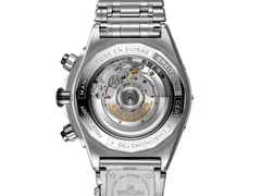 Breitling Super Chronomat B01 44 Automatik Edelstahl schwarzes Zifferblatt Metallband mit GMT Modul – Herrenuhren Chronograph aus Edelstahl. Das Gehäuse ist rund und silber. Das Edelstahlarmband ist silber. Das Zifferblatt ist ein Index in schwarz. – Ansicht 2