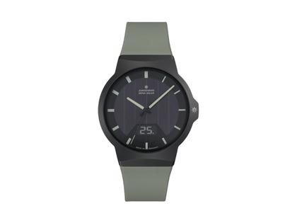 Herrenuhren Uhr mit Datum aus Edelstahl und Keramik. Das Gehäuse ist rund und schwarz. Das Kautschuk / Kunststoff / Silikon Armband ist grün. Das Zifferblatt ist ein Index in schwarz.