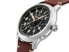 Alpina Startimer Pilot Heritage Automatik Edelstahl 44mm schwarzes Zifferblatt braunes Lederband limitiert – Herrenuhren Uhr mit Datum aus Edelstahl und Leder. Das Gehäuse ist rund und silber. Das Lederarmband ist braun. Das Zifferblatt ist arabisch und schwarz. – Ansicht 2
