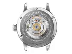 MeisterSinger Perigraph blau, 43mm, Milanaiseband klassisch – Herrenuhren Uhr mit Datum aus Edelstahl. Das Gehäuse ist rund und silber. Das Edelstahlarmband ist silber. Das Zifferblatt ist arabisch und blau. – Ansicht 2
