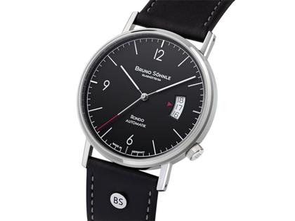 Bruno Söhnle Glashütte Rondo Herrenuhr   Automatik Edelstahl schwarzes Zifferblatt schwarzes Lederband – Herrenuhren Uhr mit Datum aus Edelstahl. Das Gehäuse ist rund und silber. Das Lederarmband ist schwarz. Das Zifferblatt ist arabisch Index und schwarz. – Ansicht 2