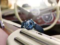 Glashütte Original SeaQ Automatik Edelstahl 40mm blaues Zifferblatt blaues Textilband – Herrenuhren Uhr mit Datum aus Edelstahl und Keramik. Das Gehäuse ist rund und silber. Das Textilarmband ist blau. Das Zifferblatt ist arabisch Index und blau. – Ansicht 4
