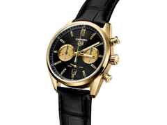 TAG Heuer Carrera Chronograph Automatik Gelbgold 42mm schwarzes Zifferblatt schwarzes Lederband – Herrenuhren Chronograph aus 750 Gelbgold und Leder. Das Gehäuse ist rund und gelbgold. Das Lederarmband Kroko / Alligator ist schwarz. Das Zifferblatt ist ein Index in schwarz. – Ansicht 2